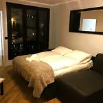 Base Camp Vue Mont Blanc Centre Апартаменты *
