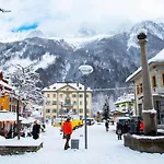 Base Camp Vue Mont Blanc Centre Апартаменты